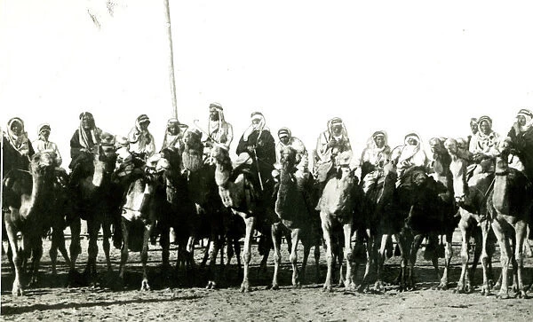 Bedouin tribesmen in Egyptian desert, WW1