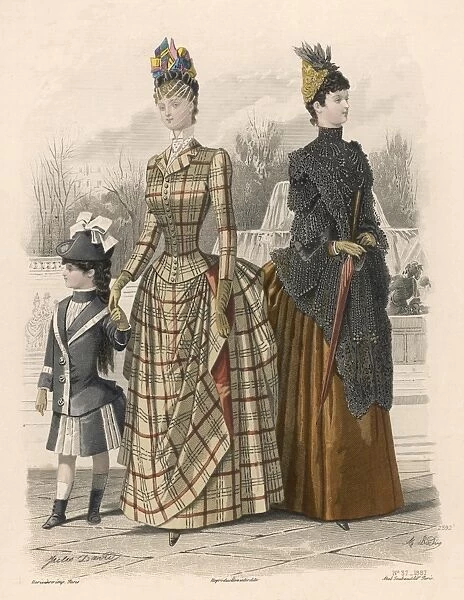 Costume  /  1887 Tuileries