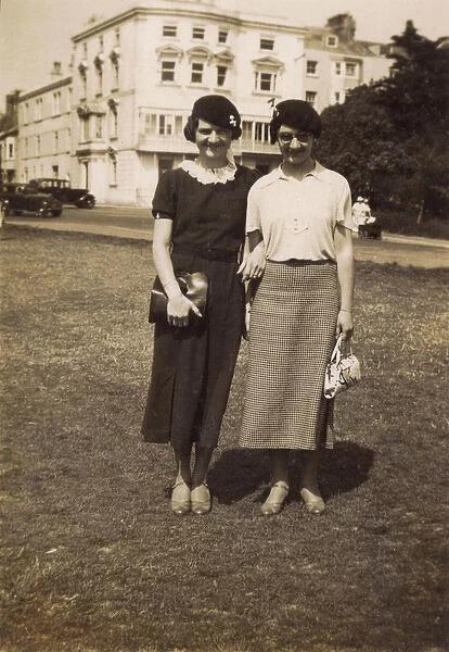 Two female friends, 1930s