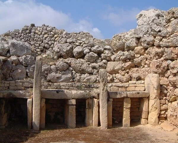 Ggantija Temples  /  Malta