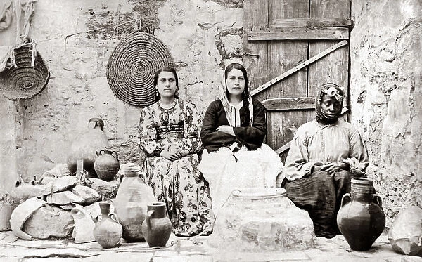 Group of women, Jerusalem, circa 1880s