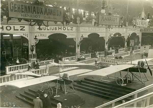 The Hanriot stand at the Salon De Bruxelles in 1910