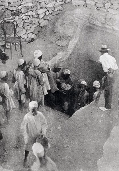 Howard Carter at the excatvation of Tutankhamun