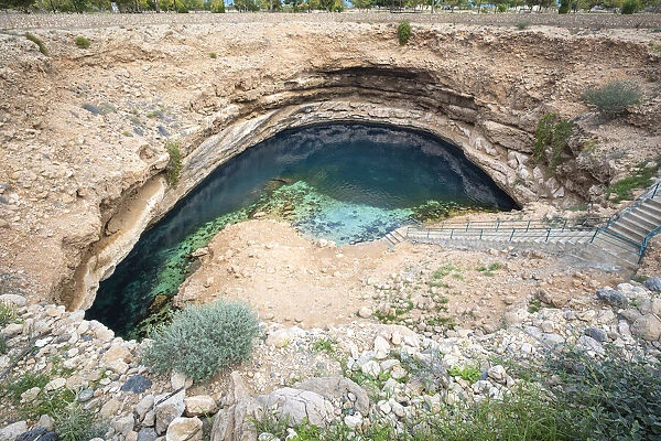 Bimmah sinkhole with turquoise water, Oman, Middle East