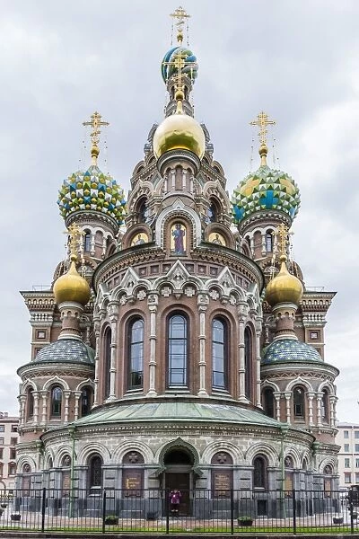 Exterior view of the Church on Spilled Blood (Resurrection Church of Our Savior), UNESCO World Heritage Site, St. Petersburg, Russia, Europe