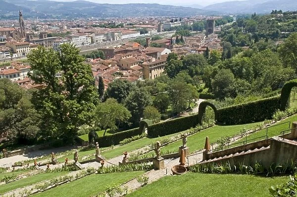 Panoramic view over River Arno and Florence from the Bardini Gardens, Florence (Firenze)