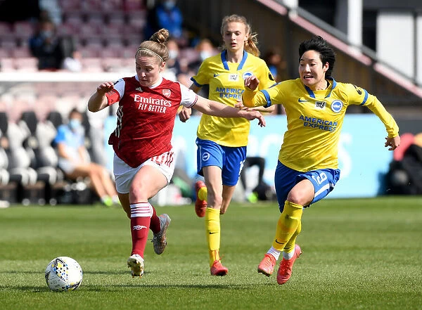 Arsenal's Kim Little Faces Off Against Brighton's Lee Geum-min in Empty FA WSL Match