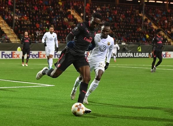 Danny Welbeck Breaks Past Samuel Mensah: Arsenal's Europa League Victory Over Ostersunds FK