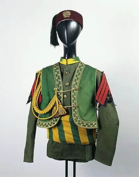 20th Century Italian colonial military police uniform, 1935