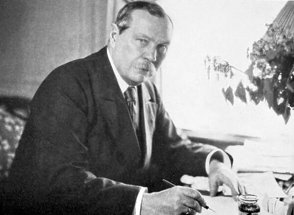 Arthur Conan Doyle (1859 - 1930)