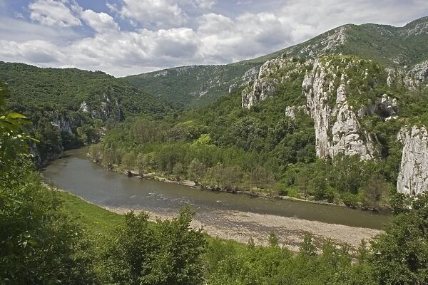 Bg32335. Tif, Bulgaria, Iskar River, Near Tcherepich Monastery