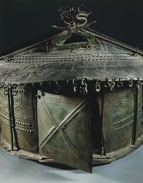 Bronze funerary urn in shape of house, from Vulci, province of Viterbo, Detail