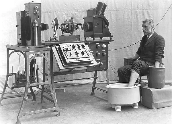 Cambridge electrocardiograph, 1911