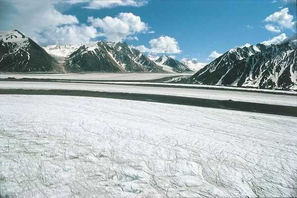 Canada, Yukon, Kluane National Park (UNESCO World Heritage List, 1979). Glacier