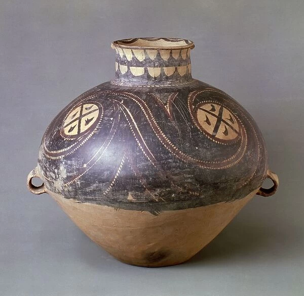 Ceramic funerary urn with geometric decoration, from Pan Shan