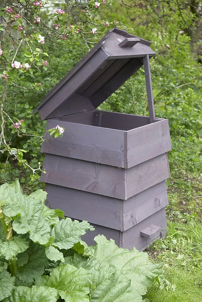 Compost bin, lid open