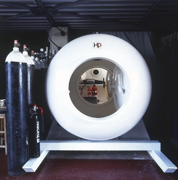 Decompression chamber and row oxygen tanks