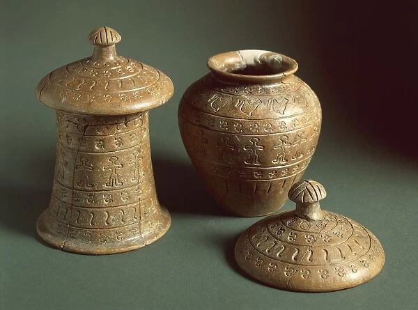 Decorated vases from Villanovan Culture