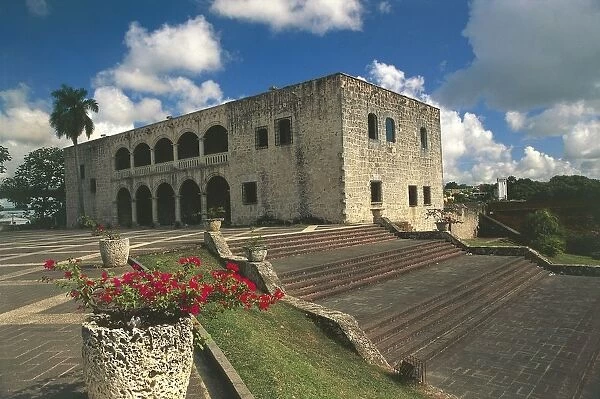 Dominican Republic, colonial city of Santo Domingo, Alcazar de Colon, Diego Colombos house