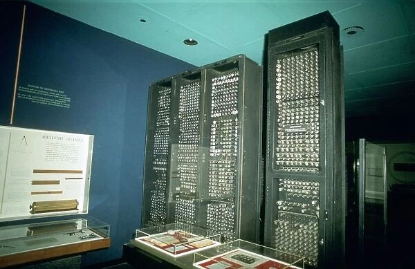 ENIAC computer -c1944. 18, 000 vac