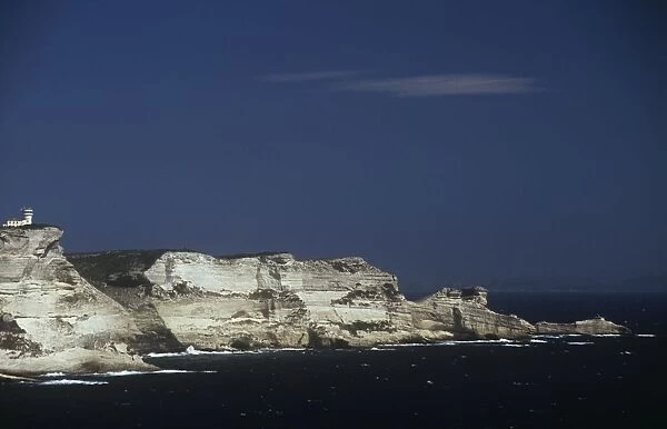 France, Corsica, Corse-du-Sud, limestone cliffs near Cape Pertusato