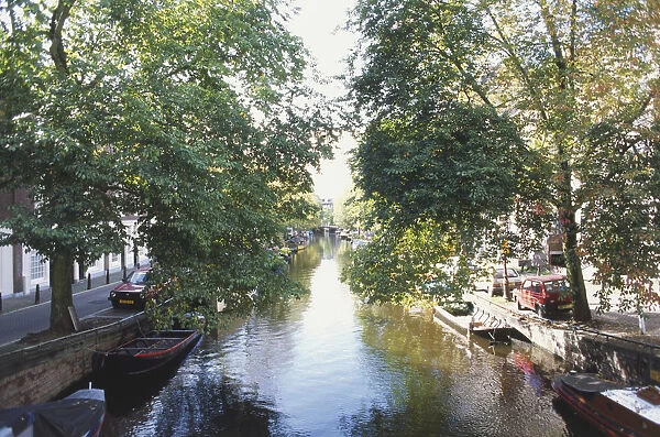 Holland, Amsterdam, Egelantiersgracht canal