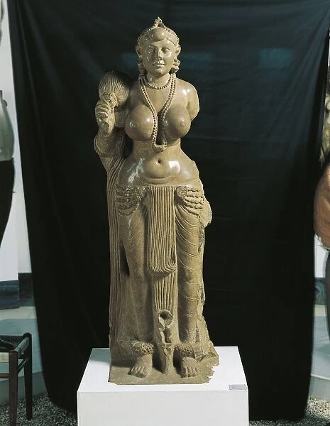 India, Patna, Didarganj Yakshi, Chauri (ceremonial fan) bearer, Maurya period