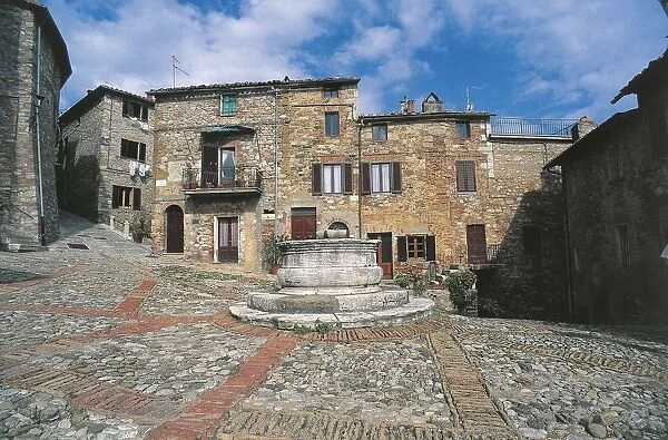 Italy, Tuscany Region, Val d Orcia (Siena province), Vecchietta square in Castiglione d Orcia