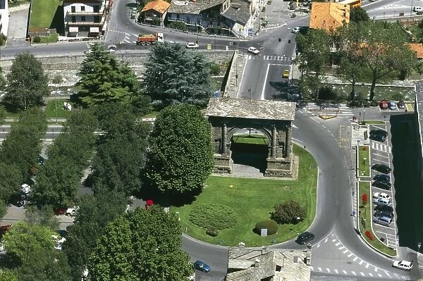 Italy, Valle d Aosta, Roman Arch of Augustus at Aosta