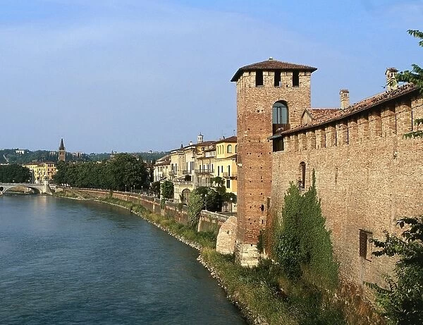Italy, Veneto, Verona, Castelvecchio fortress and Adige river