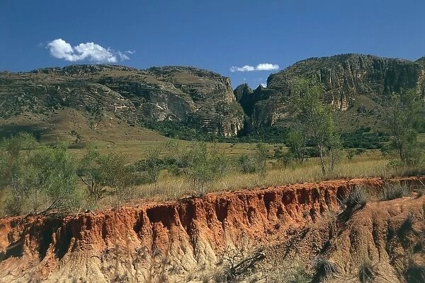 Madagascar, Ranohira, Isalo National Park, eroded Jurassic sandstone formation at massif of the Isalo