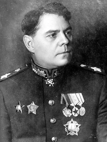 Marshall of the soviet union alexander vasileysky (chief of staff)
