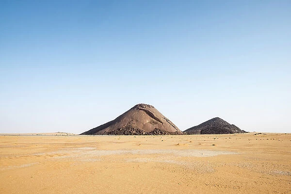 Mauritania, railroad track, Ben Amira, monolith