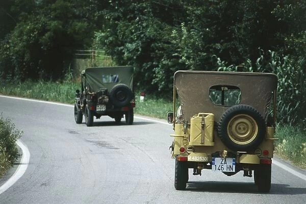 Meeting of military vehicles, Willys MB Jeep, 1942