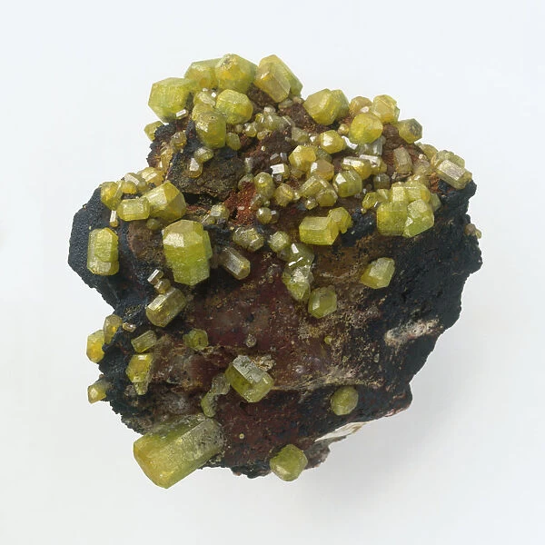 Mimetite in prismatic crystal form, close-up
