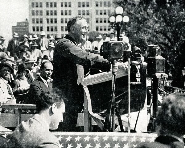 New Deal: Franklin Delano Roosevelt (1882 - 1945)