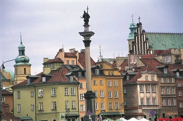 Poland, Warsaw, Historic centre, Royal Castle and Zygmunts Column