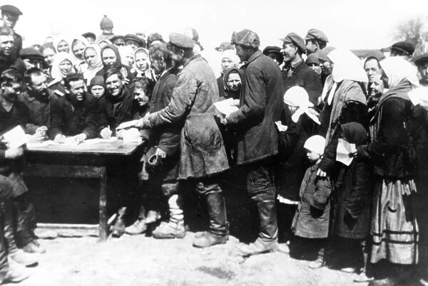 Registering for the collective farm, soviet union, in 1929
