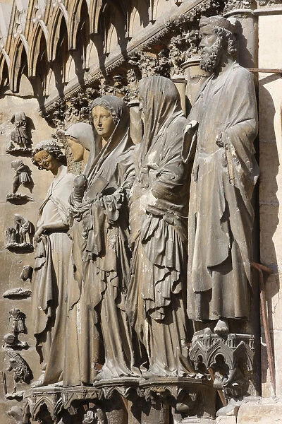 Reims cathedral west wing statues