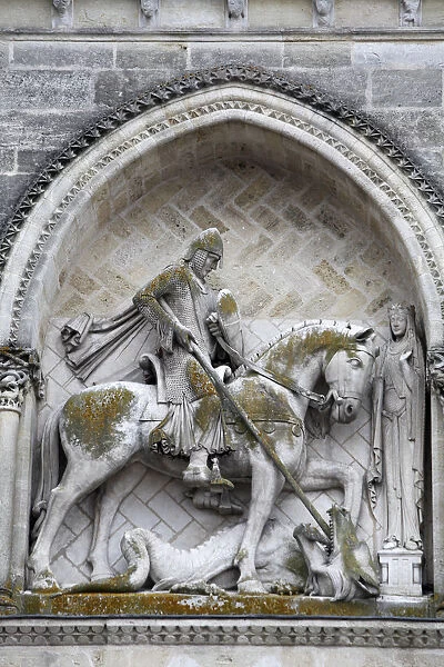 Sainte-Croix church sculpture
