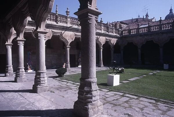 Spain, Castile and Leon, Salamanca, Baroque patio at Escuelas Menores University