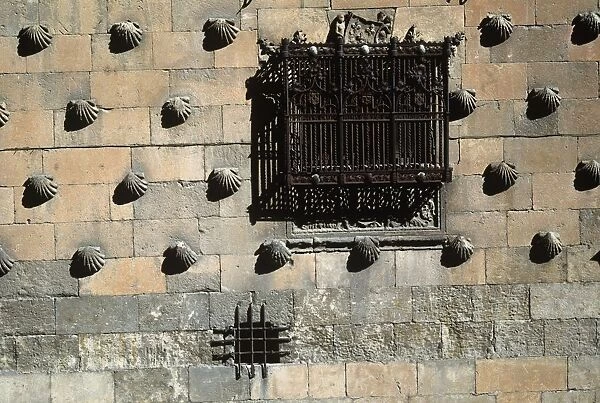 Spain, Castile and Leon, Salamanca, facade of House of Shells