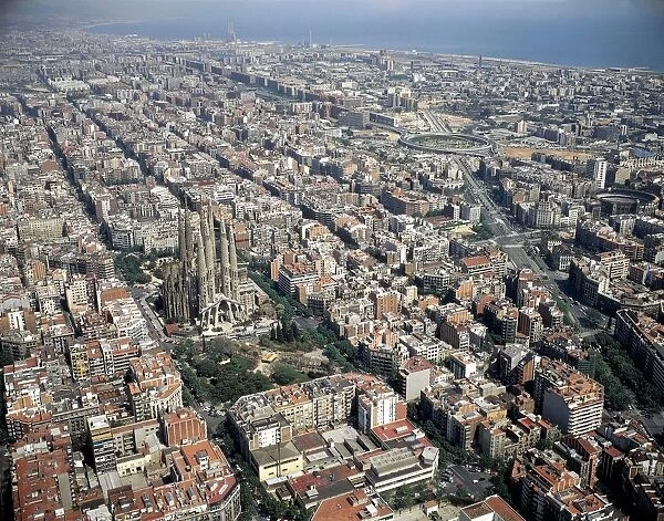 Spain, Catalonia, Aerial view of Barcelona