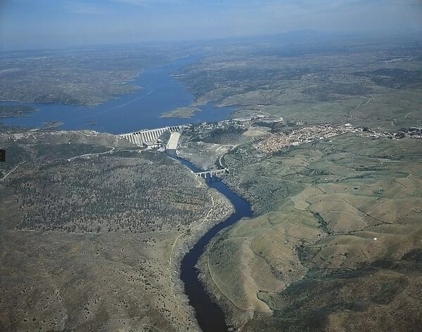 Spain, Extremadura, Aerial view of Alcantara dam on Tagus River