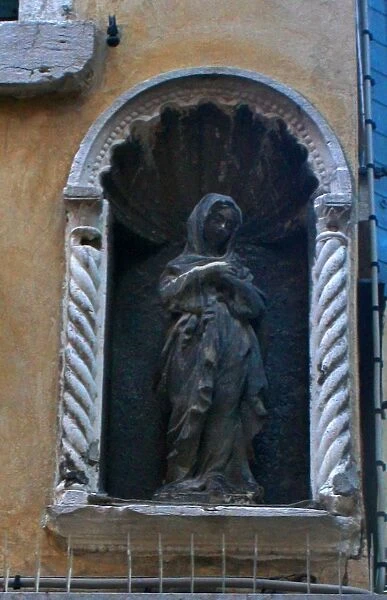 Statue of saint woman, Venice, Italy