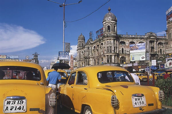 Street scene at New Market with Kolkatas distinctive taxis