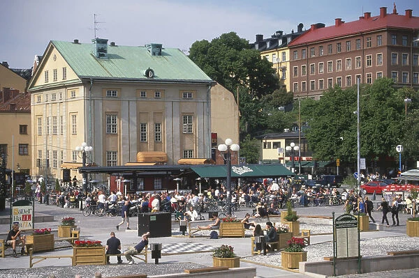 Sweden, Stockholm, Medborgarplatsen or citizens square, Sodermalms natural centre, with Lillienhoffska Palatset, once a poorhouse