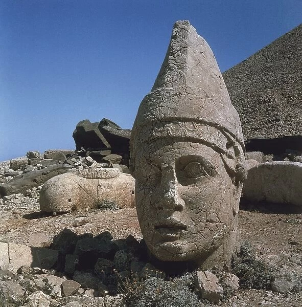 Turkey, Anatolia, Adiyaman, Province, Adiyaman, Mount Nemrud, Funerary Complex of Antiochus I Commagene, West Terrace, Head of Apollo