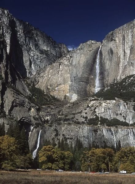USA, California, Yosemite National Park, waterfall in Yosemite Valley