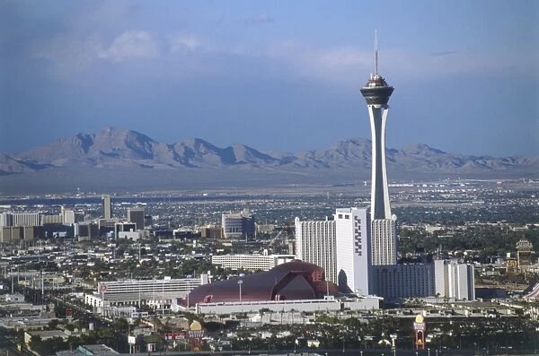 USA, Nevada, Las Vegas, cityscape with Stratosphere Tower and mountains in the background, seen from the Rio Hotel